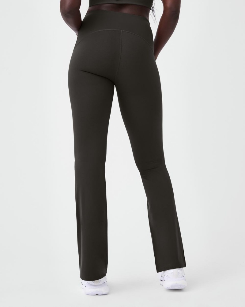 Spanx Booty Boost® Flare Yoga Tayt Kadın Zeytin Yeşili | YLUPWO368