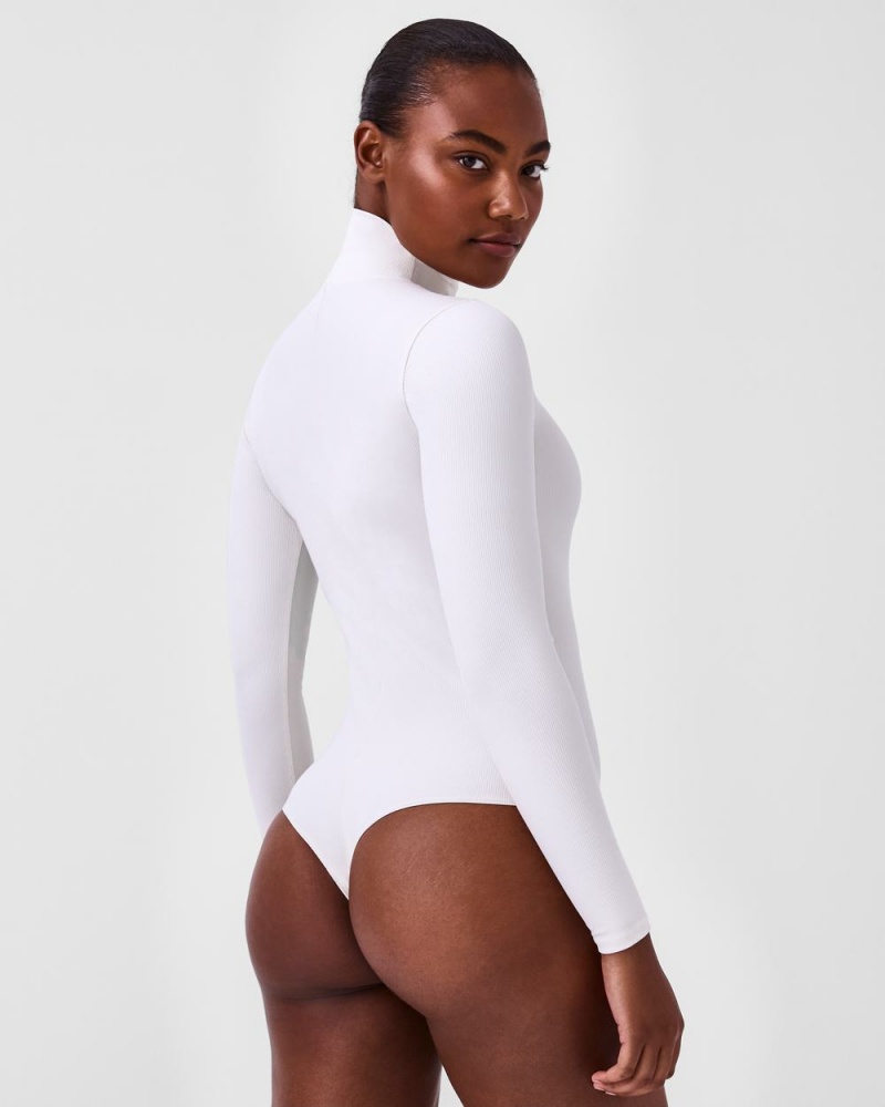 Spanx Suit Yourself Nervürlü Long Sleeve Turtleneck Bodysuit Kadın Beyaz | HDZQEO132