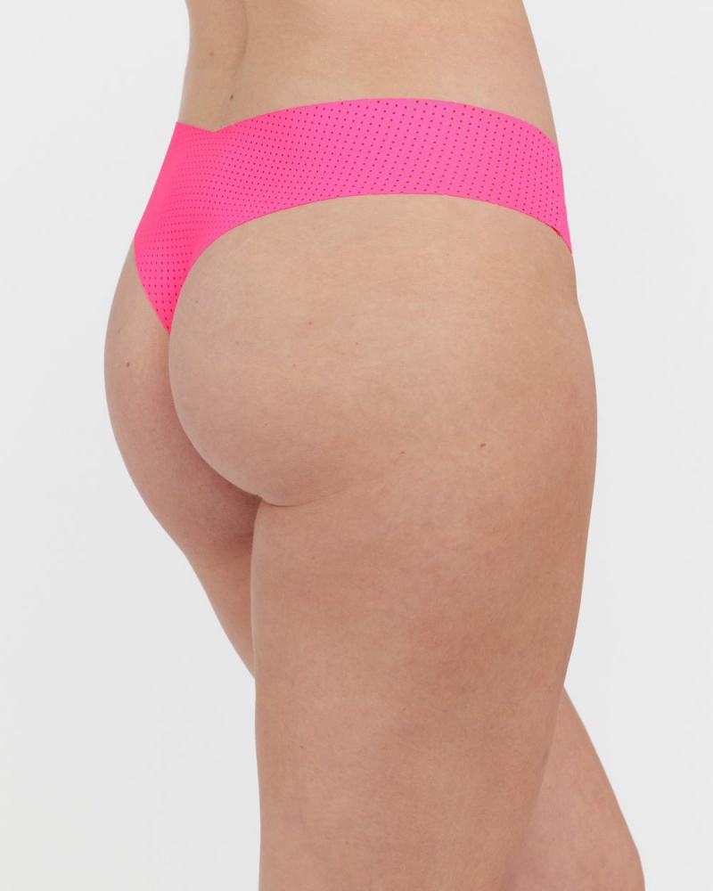 Spanx Under Statements® Tanga Kadın Pembe | WDSMBF674